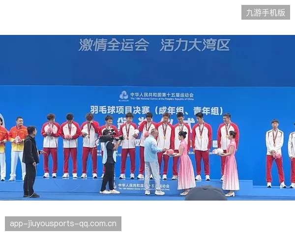 薛子煜与张力元：羽毛球“双子星”在山东锦标赛上演绝唱